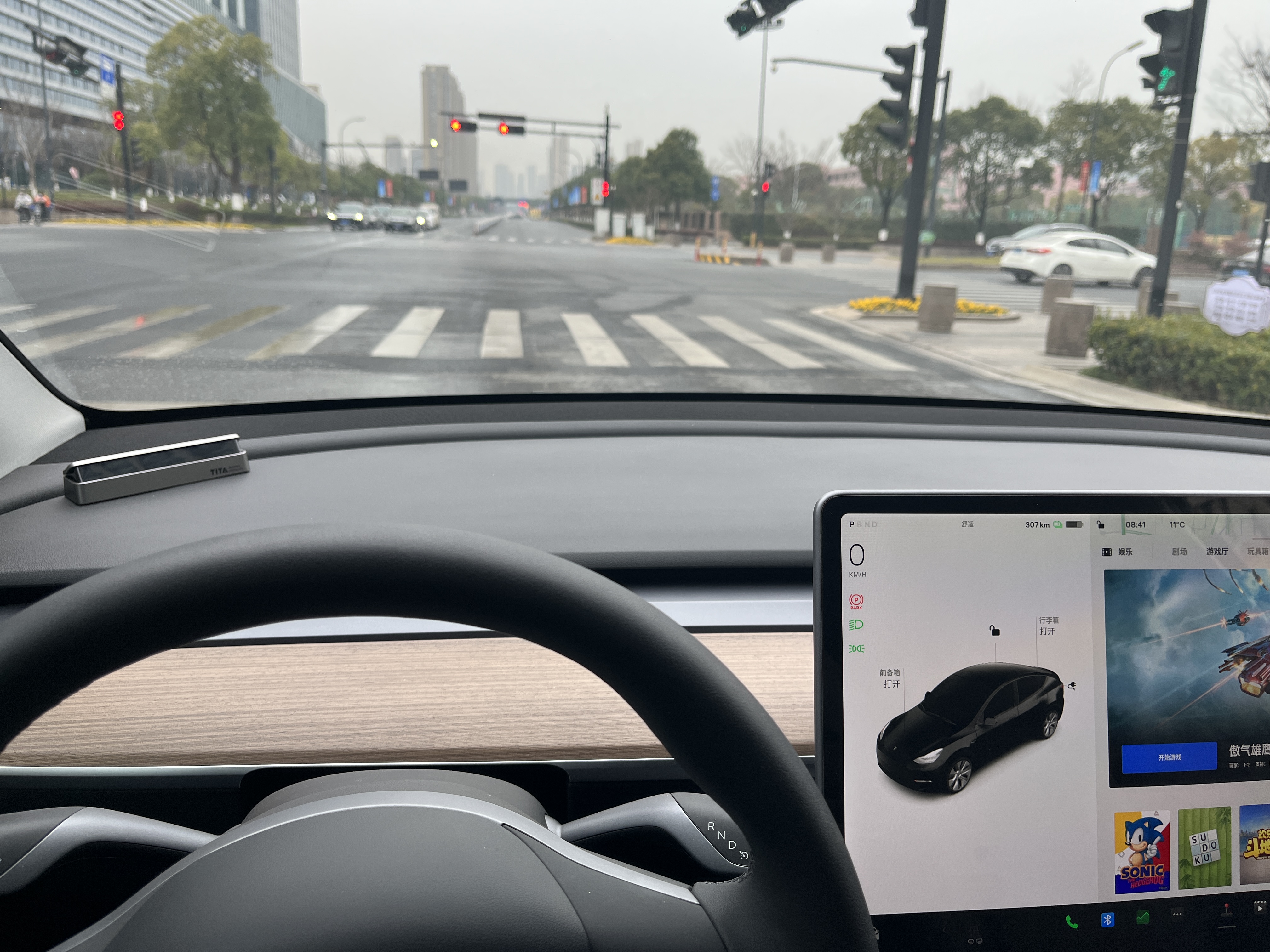 特斯拉modely氛围灯,特斯拉modely单踏板