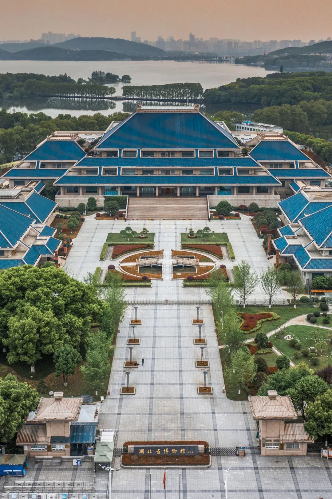 去武汉你一定要了解这些,去武汉必须做的10件事