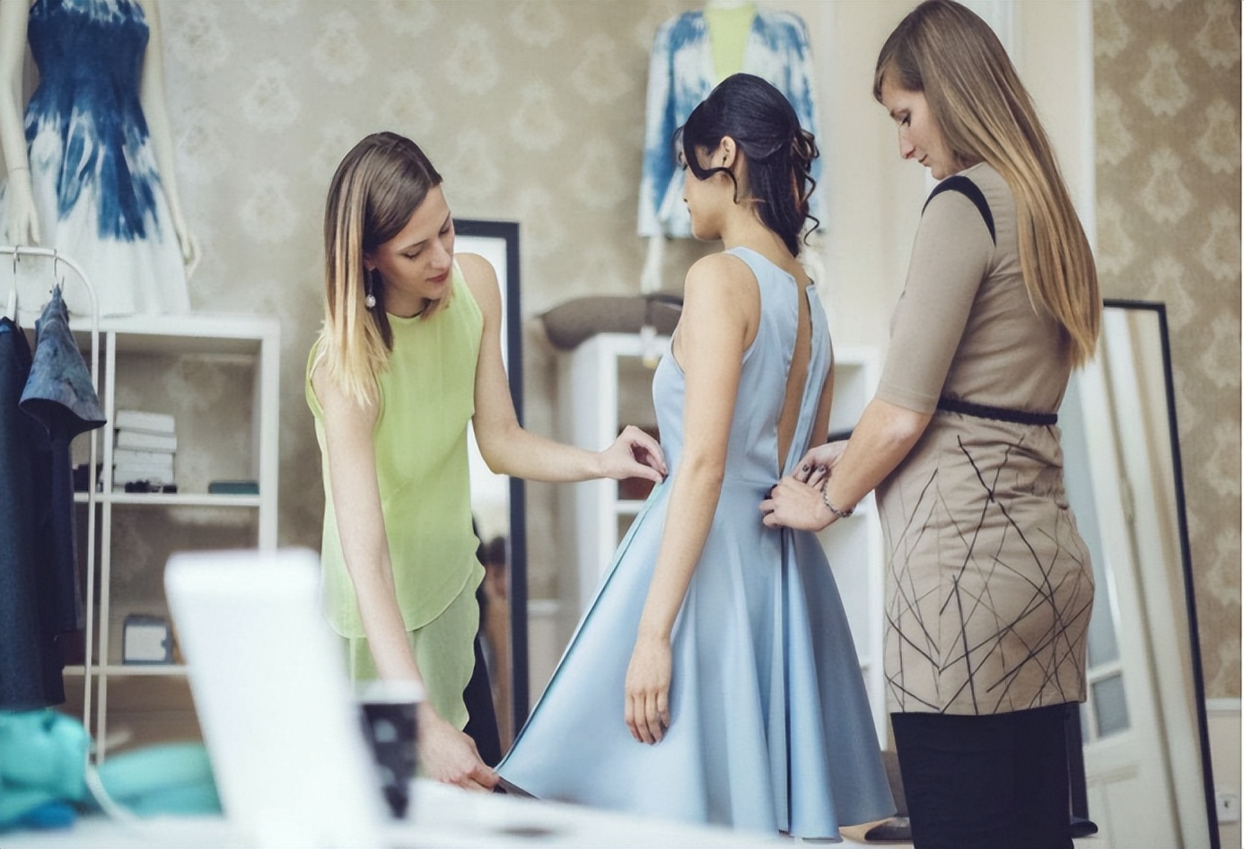 南极人品牌的衣服是正品吗,衣服假货三无