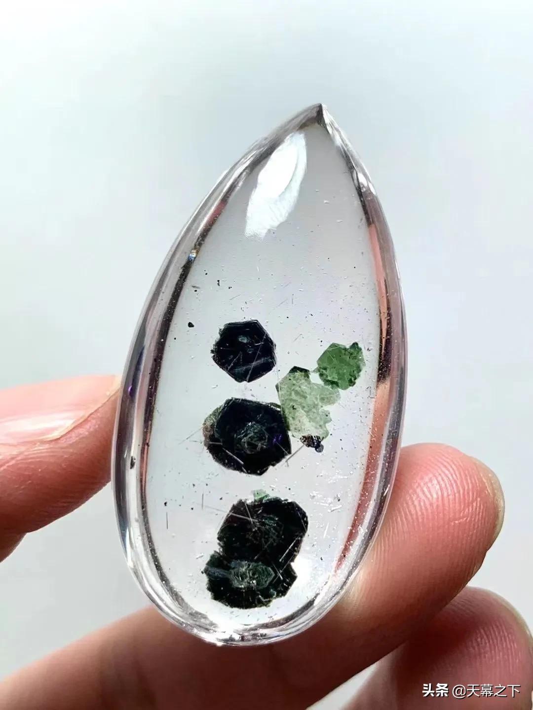 天然水晶吊坠推荐,天然水晶吊坠制作