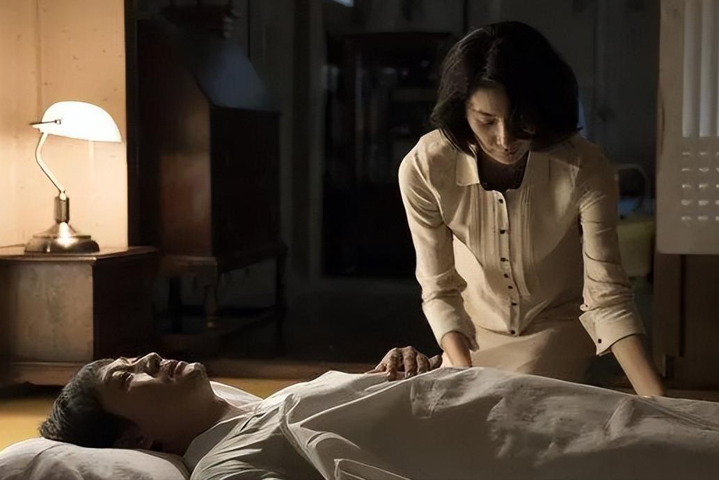 闊╁浗鐢靛奖涓殑榛戣。缇庡コ,闊╁浗鐢靛奖铔囪潕缇庝汉