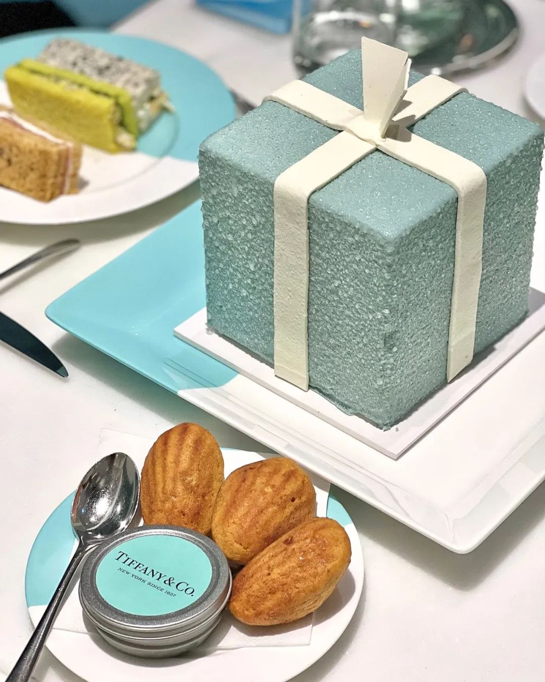 lv全球唯一一家餐厅,lv又出新品了