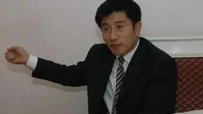 东北“巨骗”*相贵陈**陨落史:开悍马买182万手机号,08年锒铛入狱