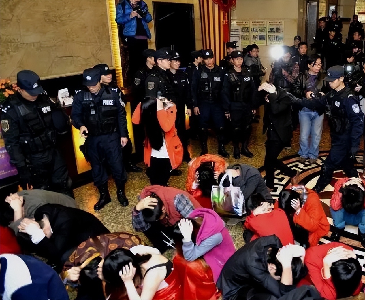 色情背后的秘密:精神*片鸦**如何奴役、改变你的大脑并让你上瘾