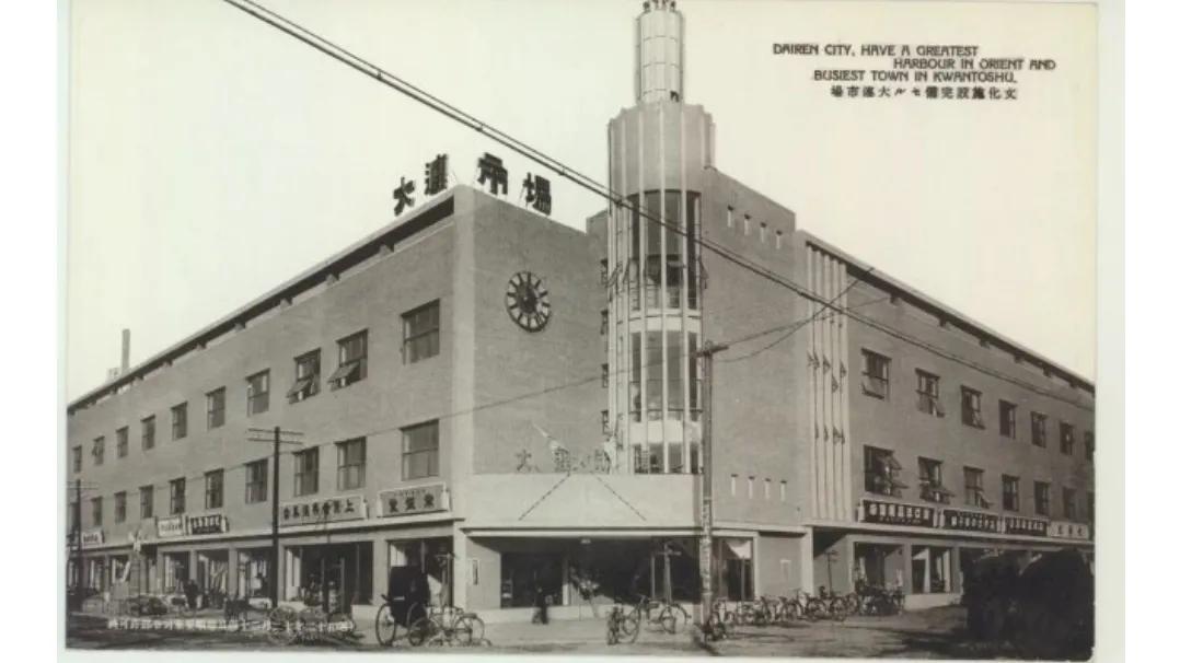 大连商场一楼美食广场有多大,大连90年代最好的商场在哪里