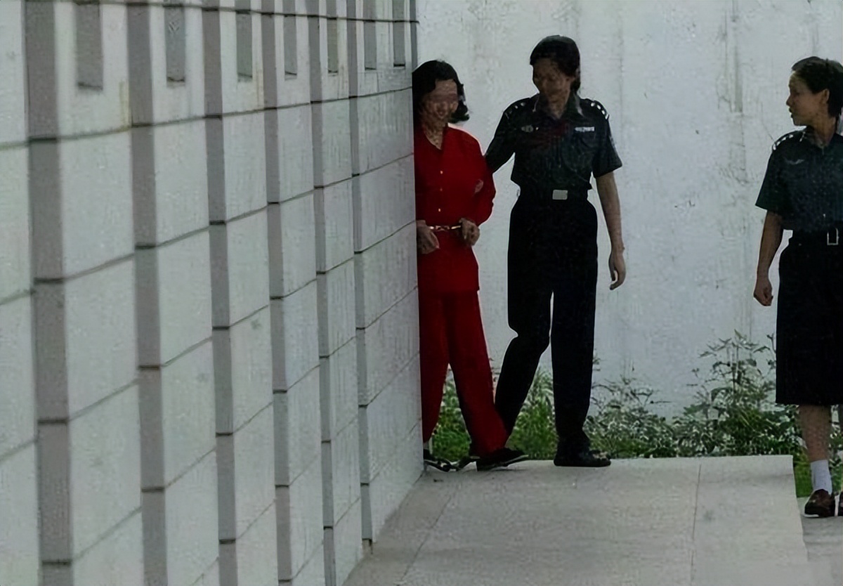 死刑之前睡不着怎么办,死刑后多久可以下床