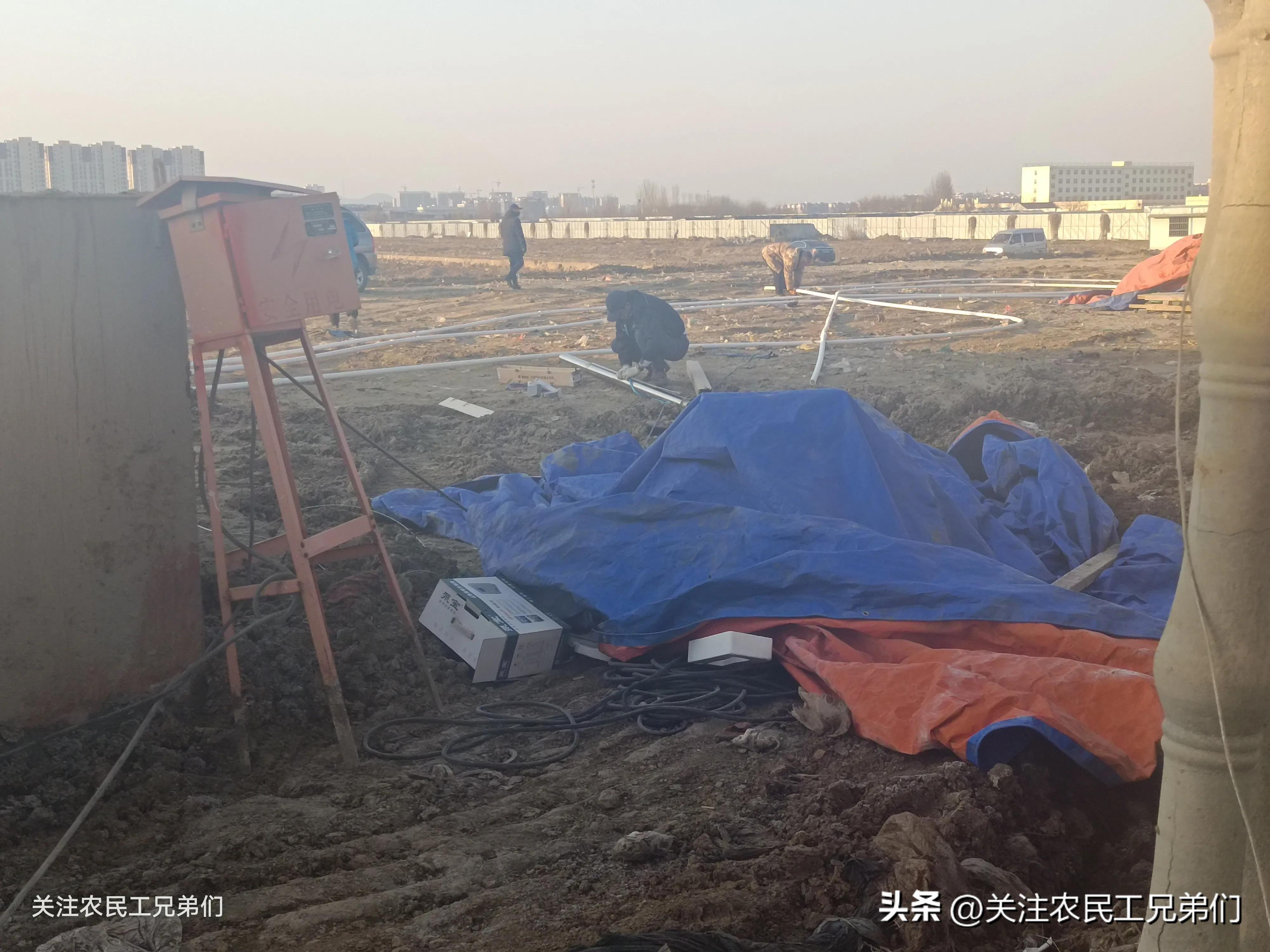 小雨中的劳动,青岛振华路劳务市场在什么位置