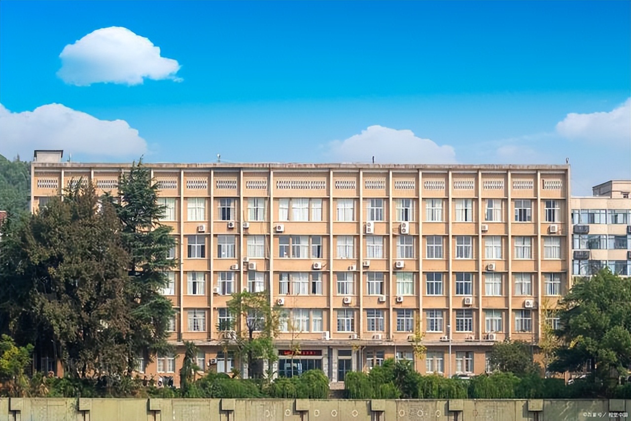 湖南大学扩建工程,湖南大学整体搬迁还是扩建