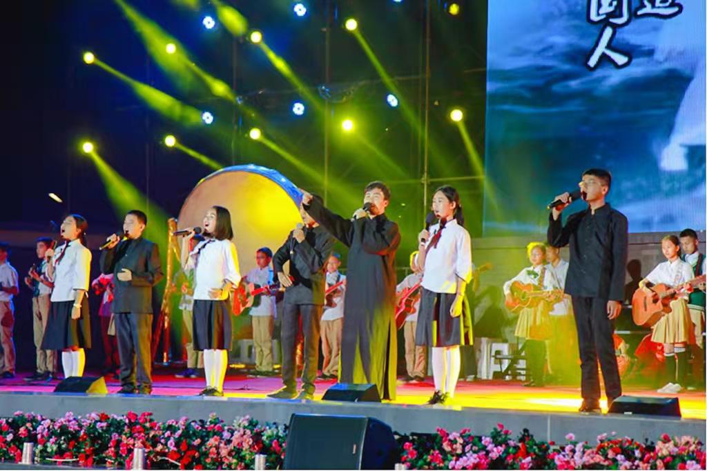 潍坊初三封闭式学校有哪些,初三家长必须了解的网站