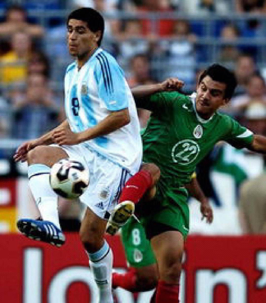 梅西暖心故事,巨星梅西背后的故事