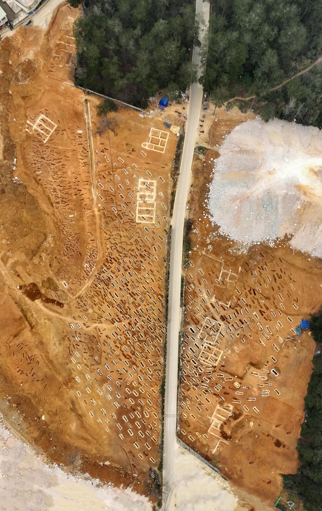 如何看懂中国第一山地省的多彩文化史诗？