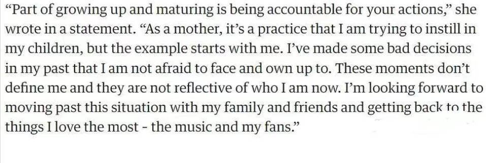 脸面算啥！女明星大秀“绝活”与粉丝激情交流，网友:可真刺激！