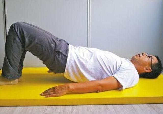 难怪男人喜欢“提肛”，好处看得见，若你也做，身体或有喜人变化