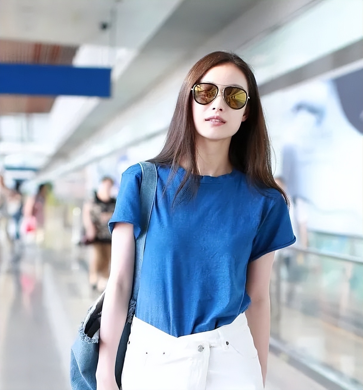 gucci是什么品牌眼镜,gucci眼镜有款红边框的眼镜