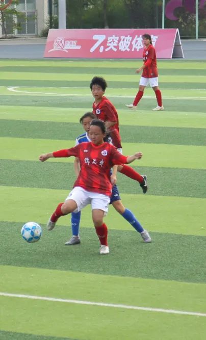 女足再战新佳绩,贡嘎杯女足8强