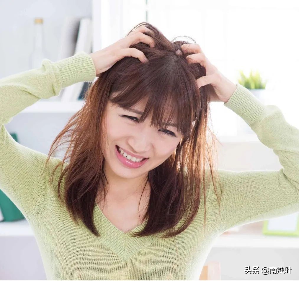 洗发水为什么越洗越多头屑,为什么用海飞丝洗头头屑越洗越多