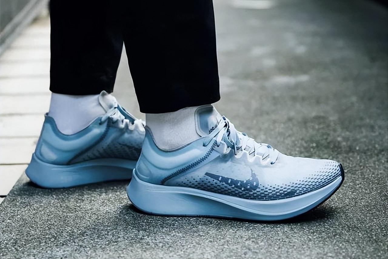 李宁缓震科技与耐克气垫对比,李宁和阿迪的缓震