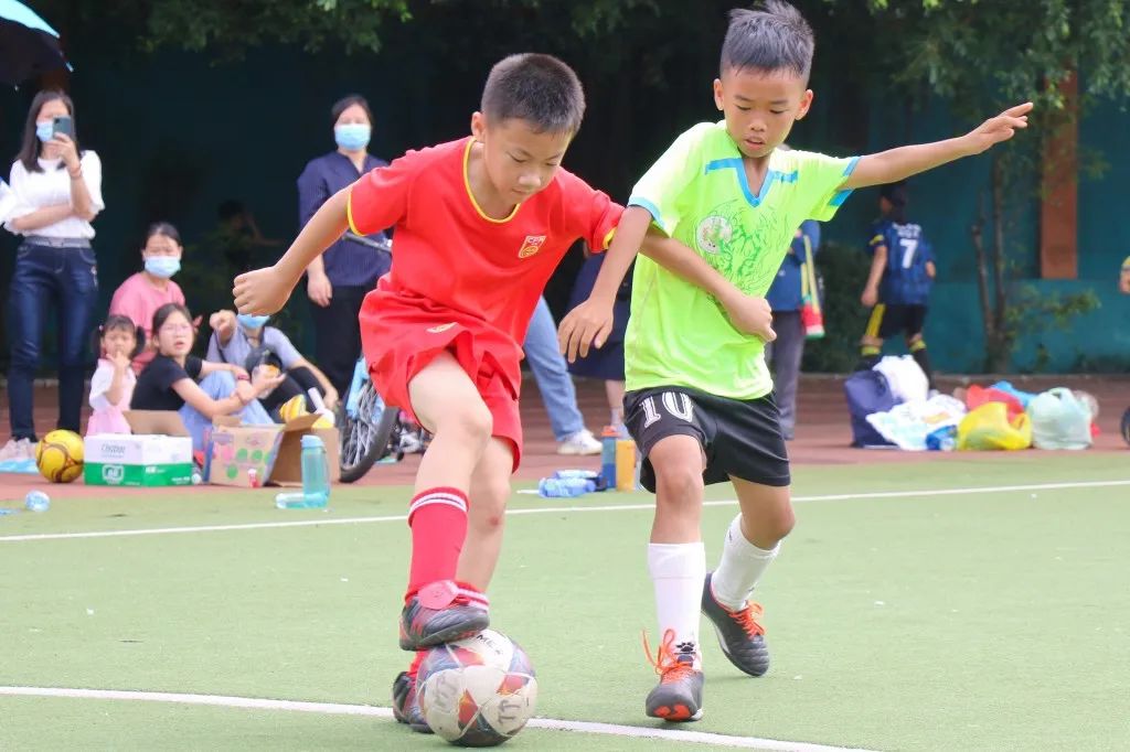 中山市校园足球联赛初中组,中山区第11小学总校直播足球比赛