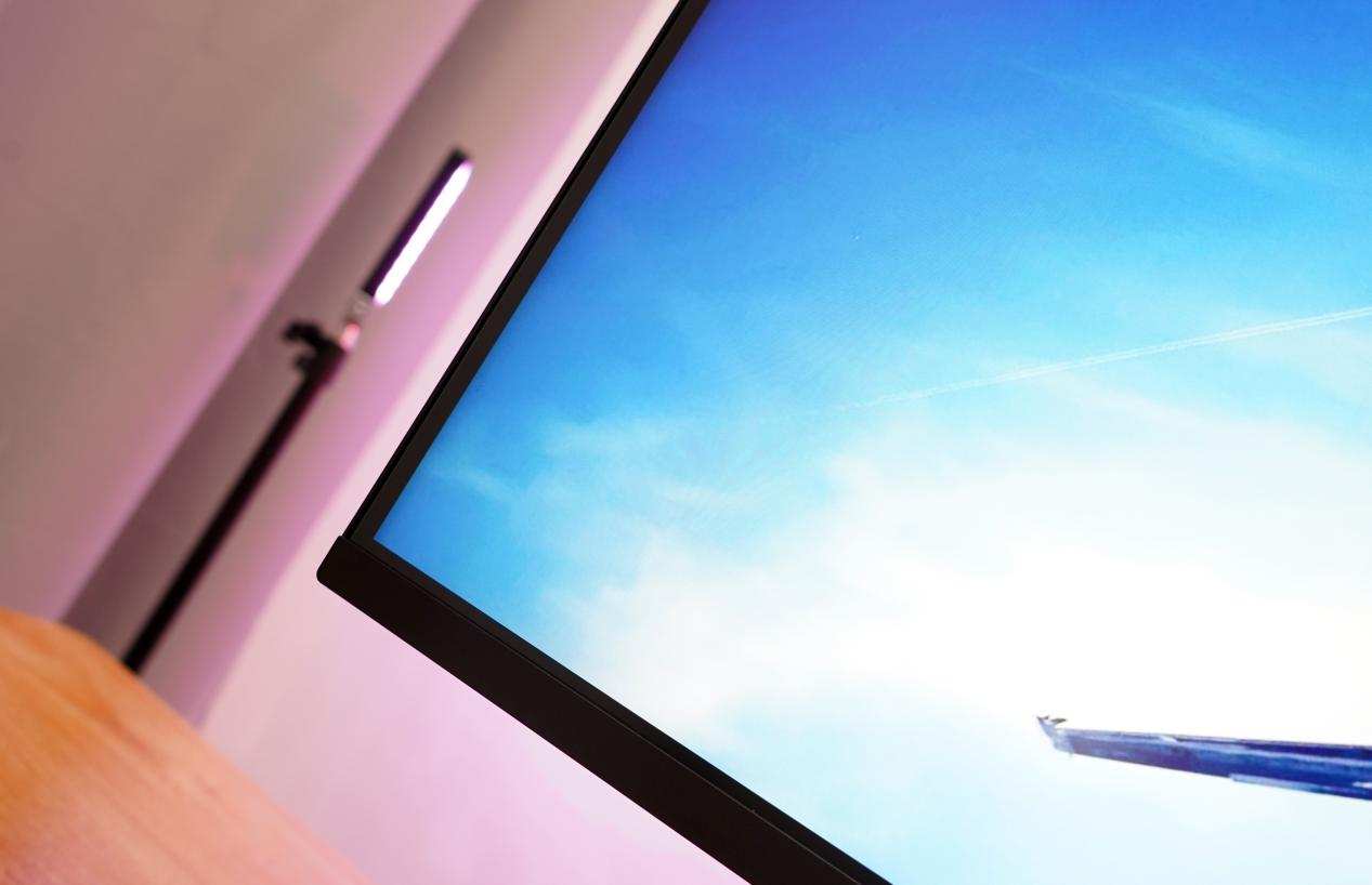 miniled显示器对比lcd显示器,miniled显示器技术成熟了吗