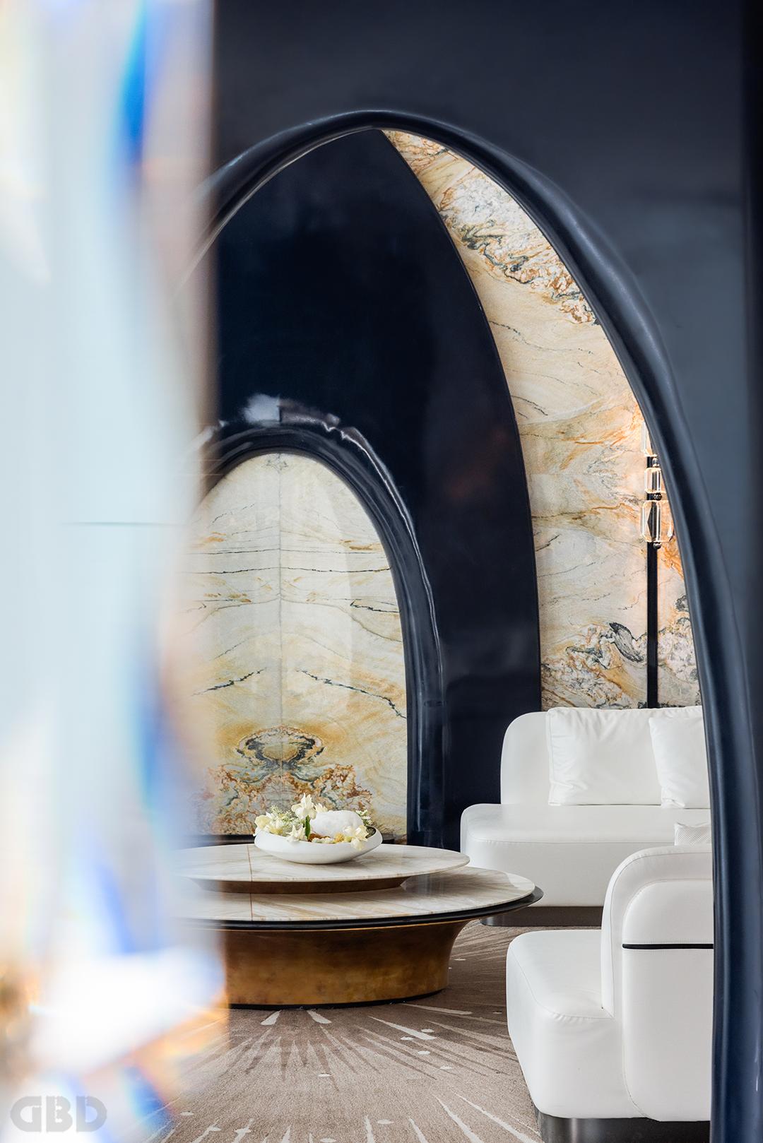 天然奢石和人造奢石的辨别,天然奢石与人工奢石对比