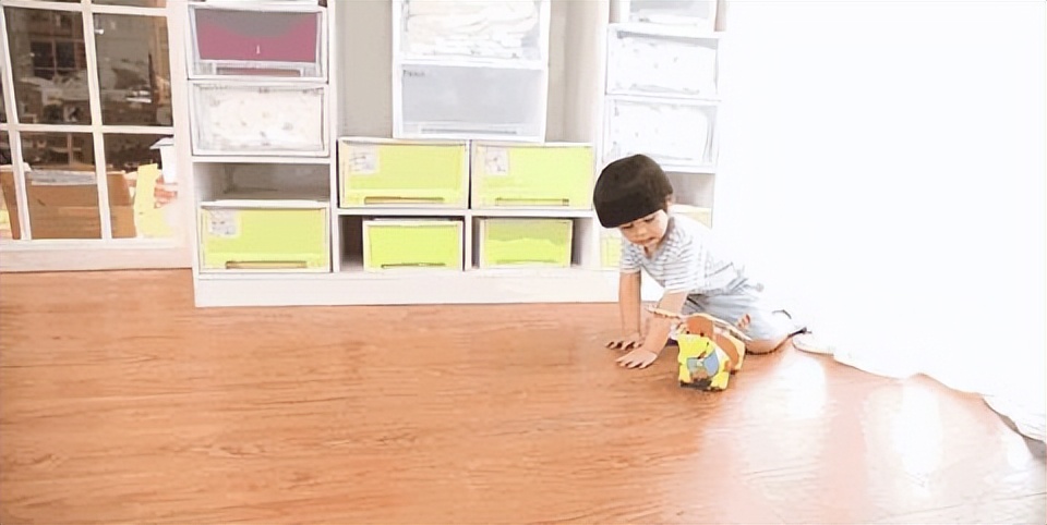 床单太久不用发黄怎么清洁,床单顽固污垢去除的最佳方法