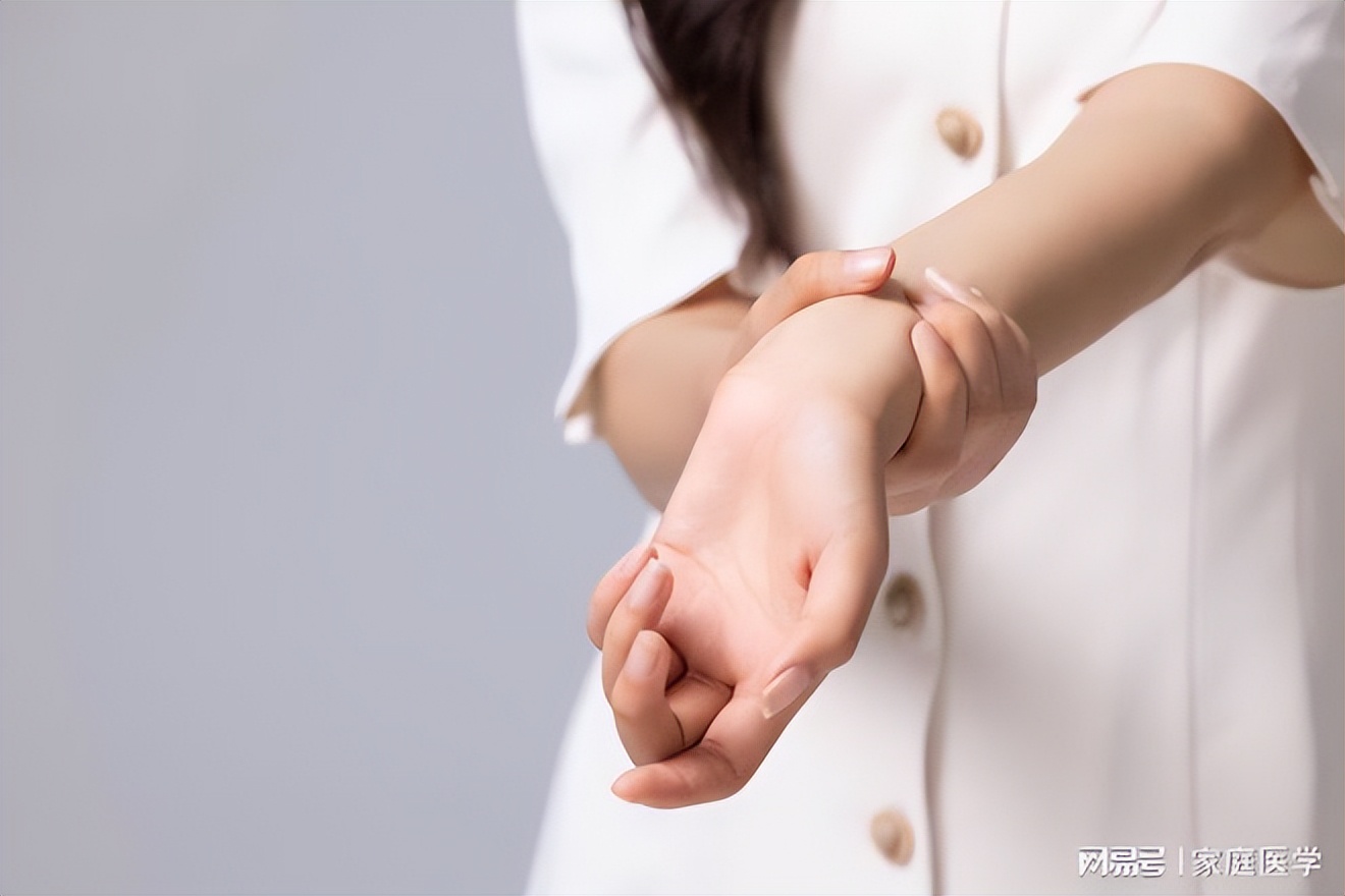 拇指腱鞘炎导致手臂疼,手腕用力过猛引发腱鞘炎怎么治疗