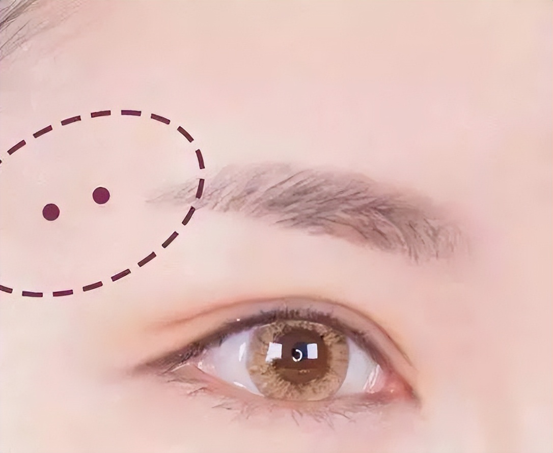 新手如何化妆自然不卡粉,新手如何化妆出无瑕零毛孔的皮肤