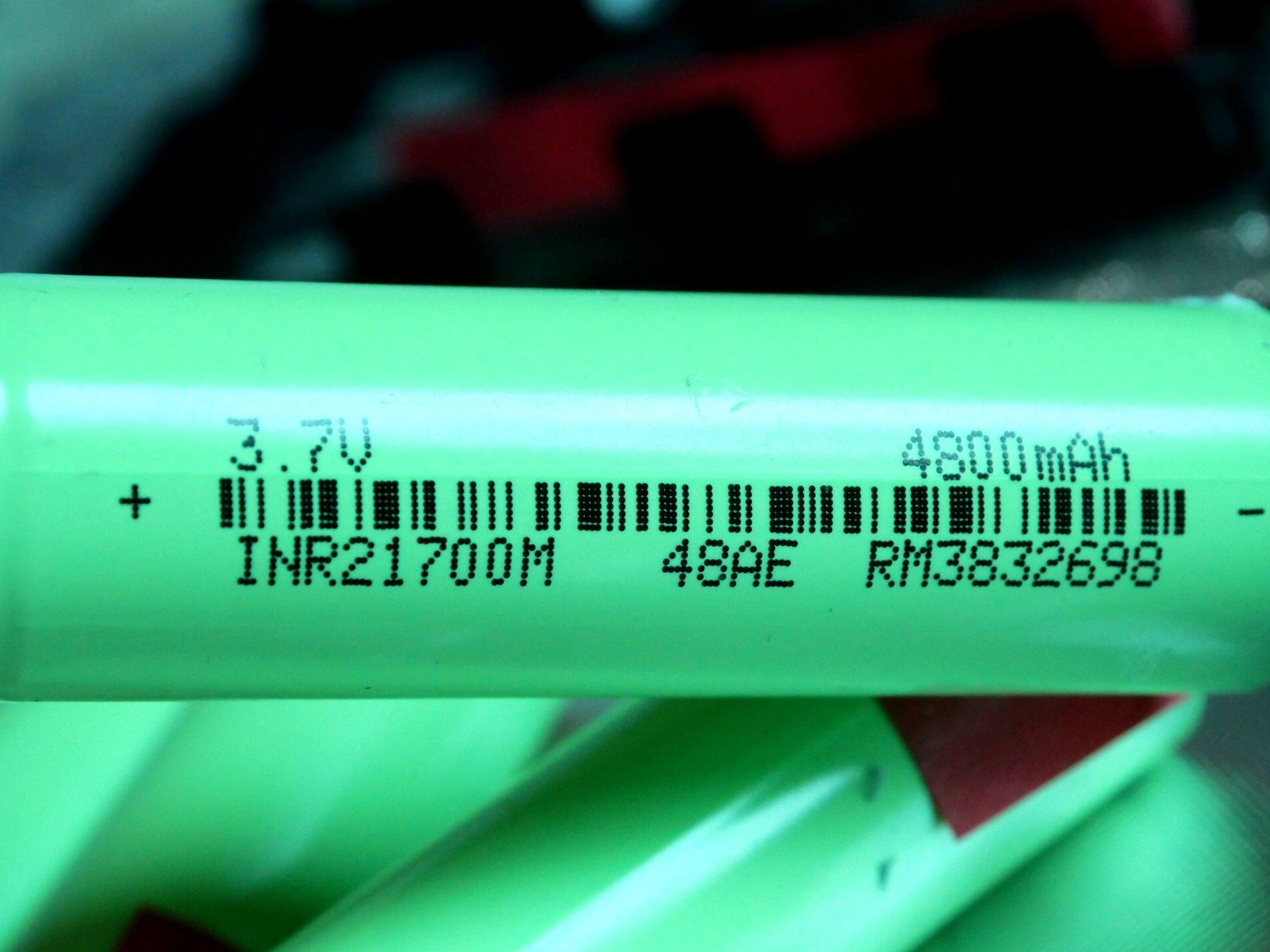 笔记本电脑充电器拆解,benks磁吸充电宝5000毫安拆解