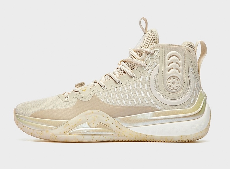 李宁球鞋高端中端,林书豪2se和361big33.0pro怎么选