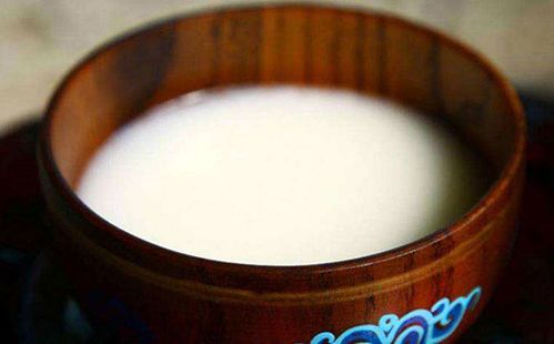 内蒙古美食马奶酒,内蒙古草原马奶酒什么时候最好喝