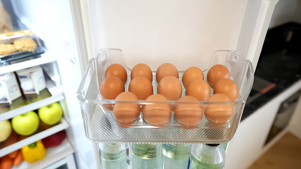 空间少没地方囤货？试试这个巨能装的日立54NC冰箱