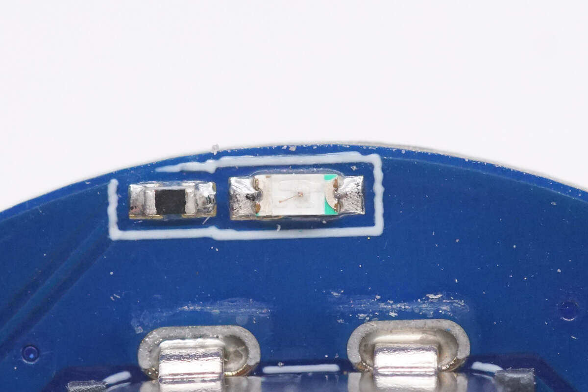 绿联车载点烟器15瓦能快充吗,点烟器车充拆解