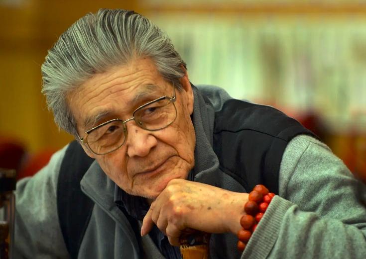 27岁女星意外去世疑吃饭被噎死,这些年因意外死亡的女星