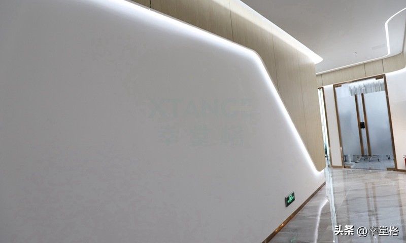 无缝墙板与实木板,实木墙板与集成墙板价格