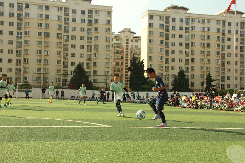 体育强国梦芳草少年行:昆明芳草地国际学校启动体育文化节