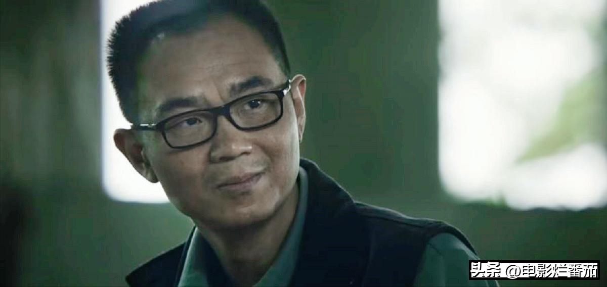 “草根”大鹏终获影帝，他身上的三个“未解之谜”，是时候解开了