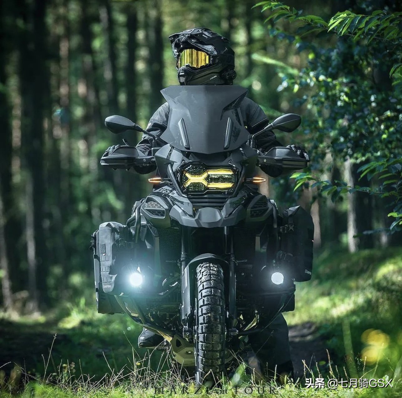 宝马r1250gs四十周年纪念款,宝马r1250gs哪一年值得购买