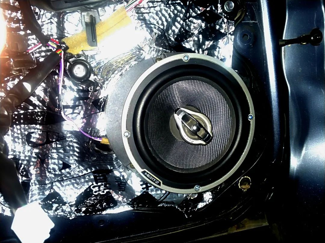 马自达6升级版音响,08年的车能改气么