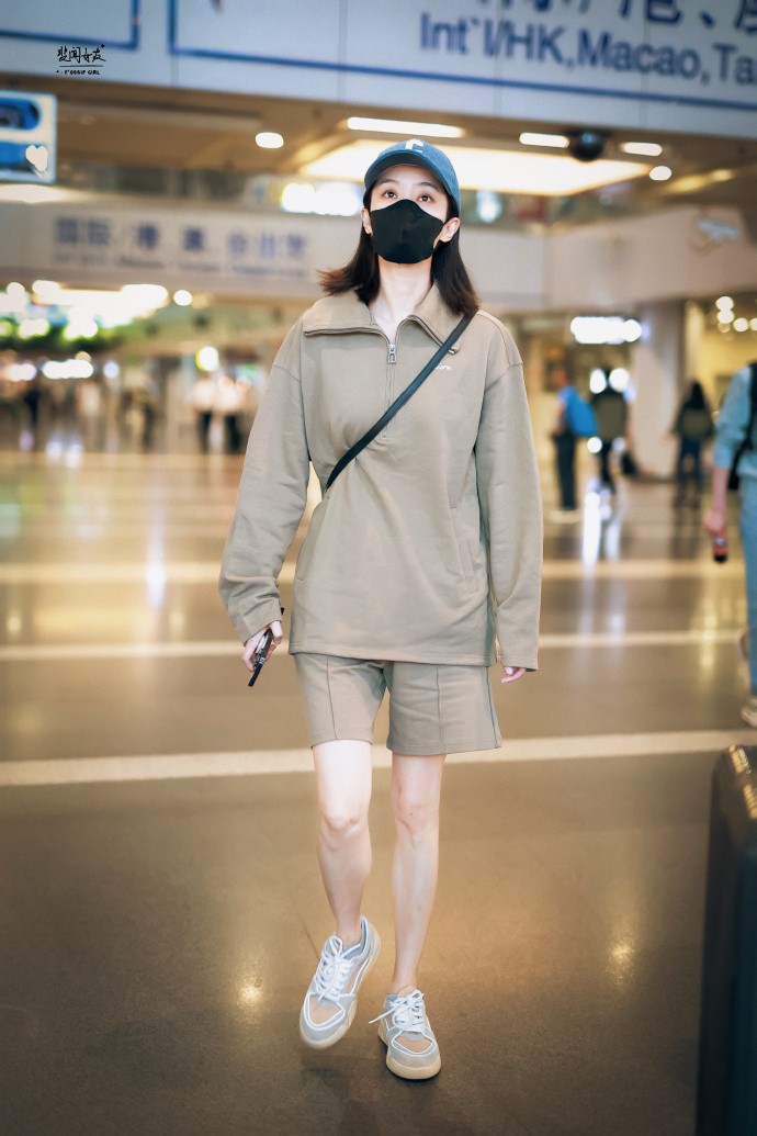 张小斐成名前后对比衣品,好事成双张小斐衣品