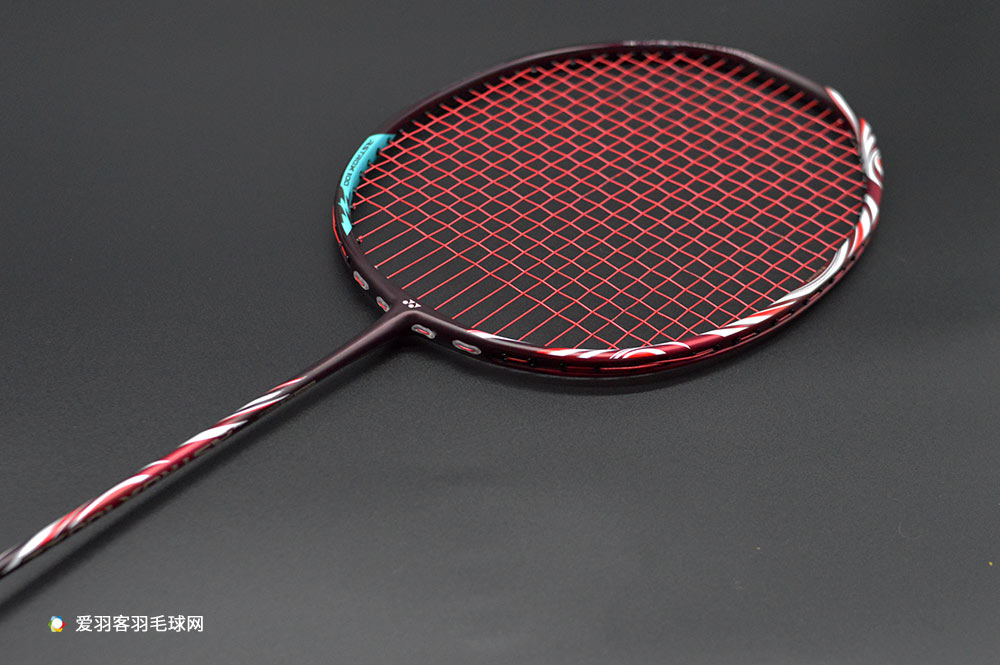 李宁高颜值的羽毛球拍推荐,入门十大经典羽毛球拍推荐