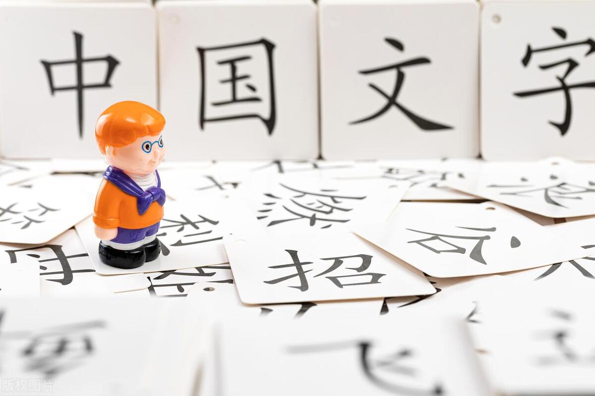 她59岁在家煎带鱼吃，儿媳不爽：妈，你这么大年纪吃带鱼不浪费吗