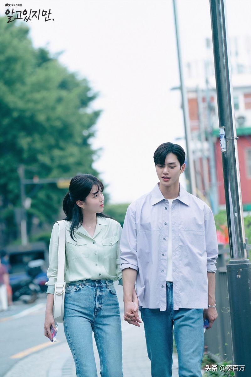 男友送名牌手袋依然惹怒女友？三个错误不要犯，圣诞礼物购买指南