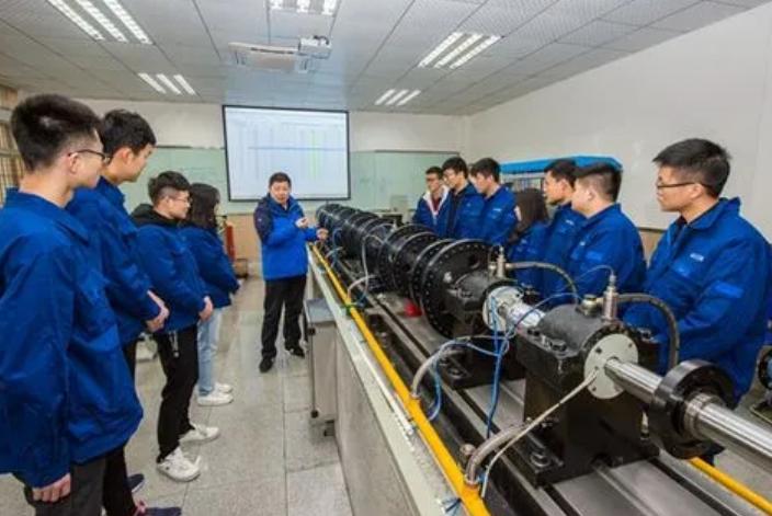 同样是专科学校好与不好有啥区别,同样是公办大专好与不好有啥区别