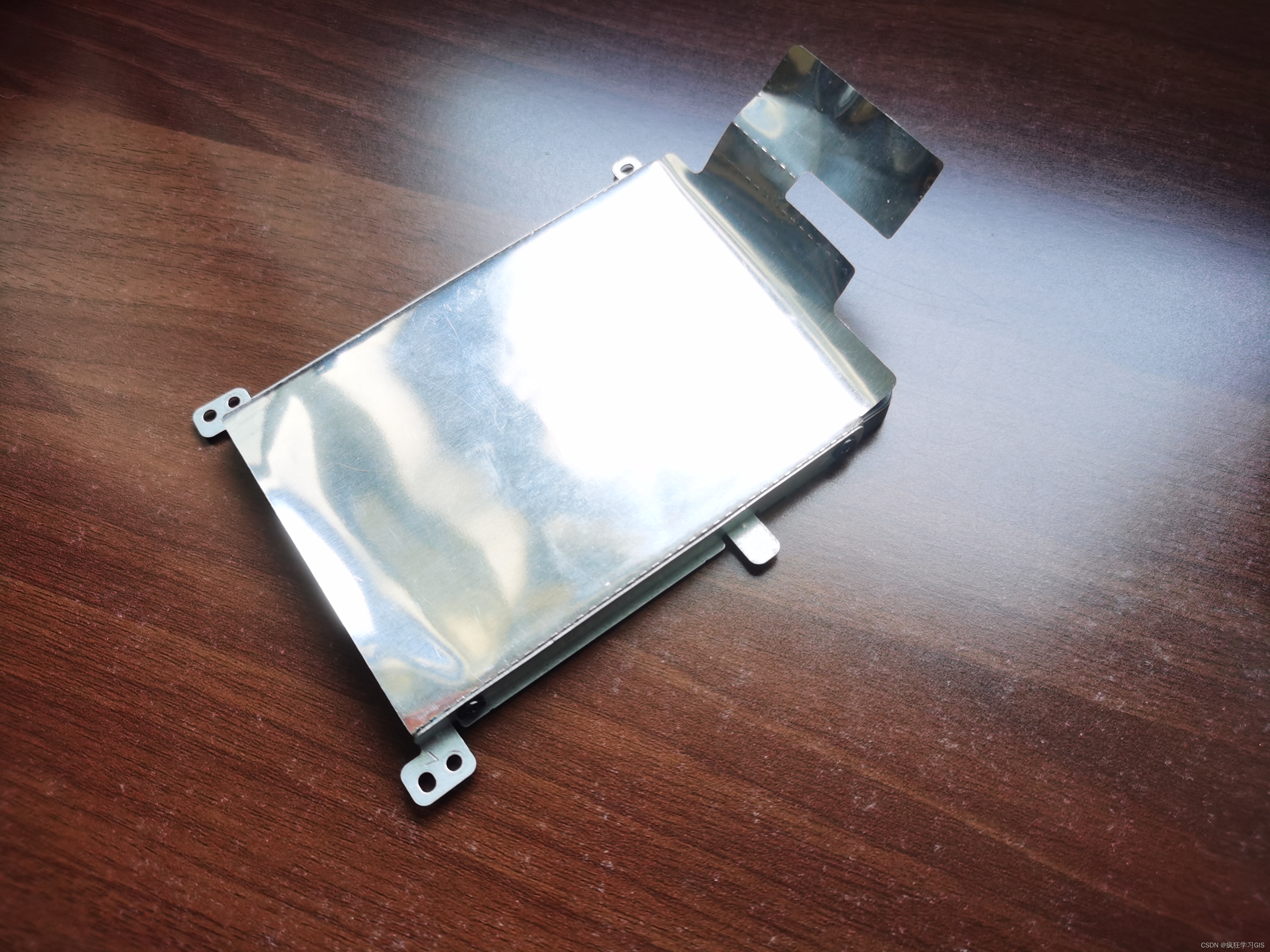 笔记本电脑怎么拆机更换电池,笔记本电脑如何拆机把硬盘装进去