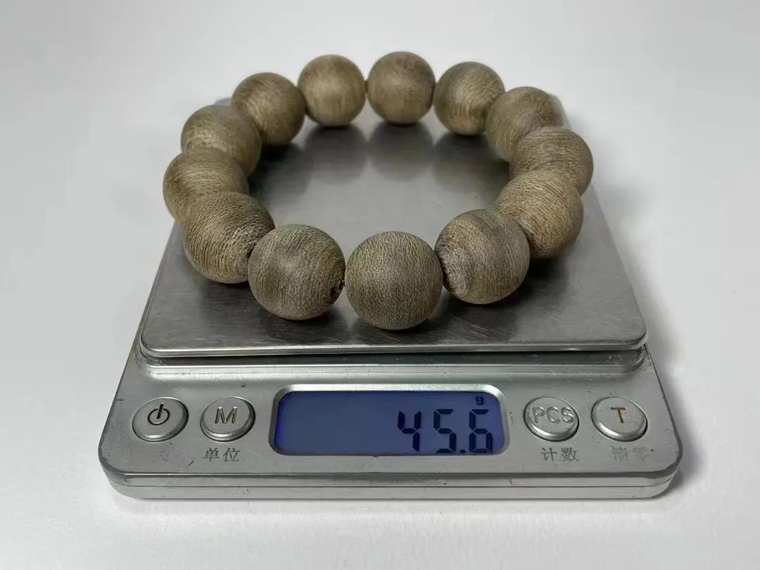 白奇楠和绿奇楠紫奇楠哪个贵,白奇楠与绿奇楠沉香