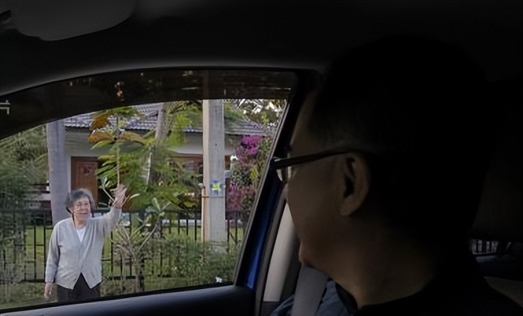 在泰国生活的华人现状,疫情在泰国旅游的中国人怎么办