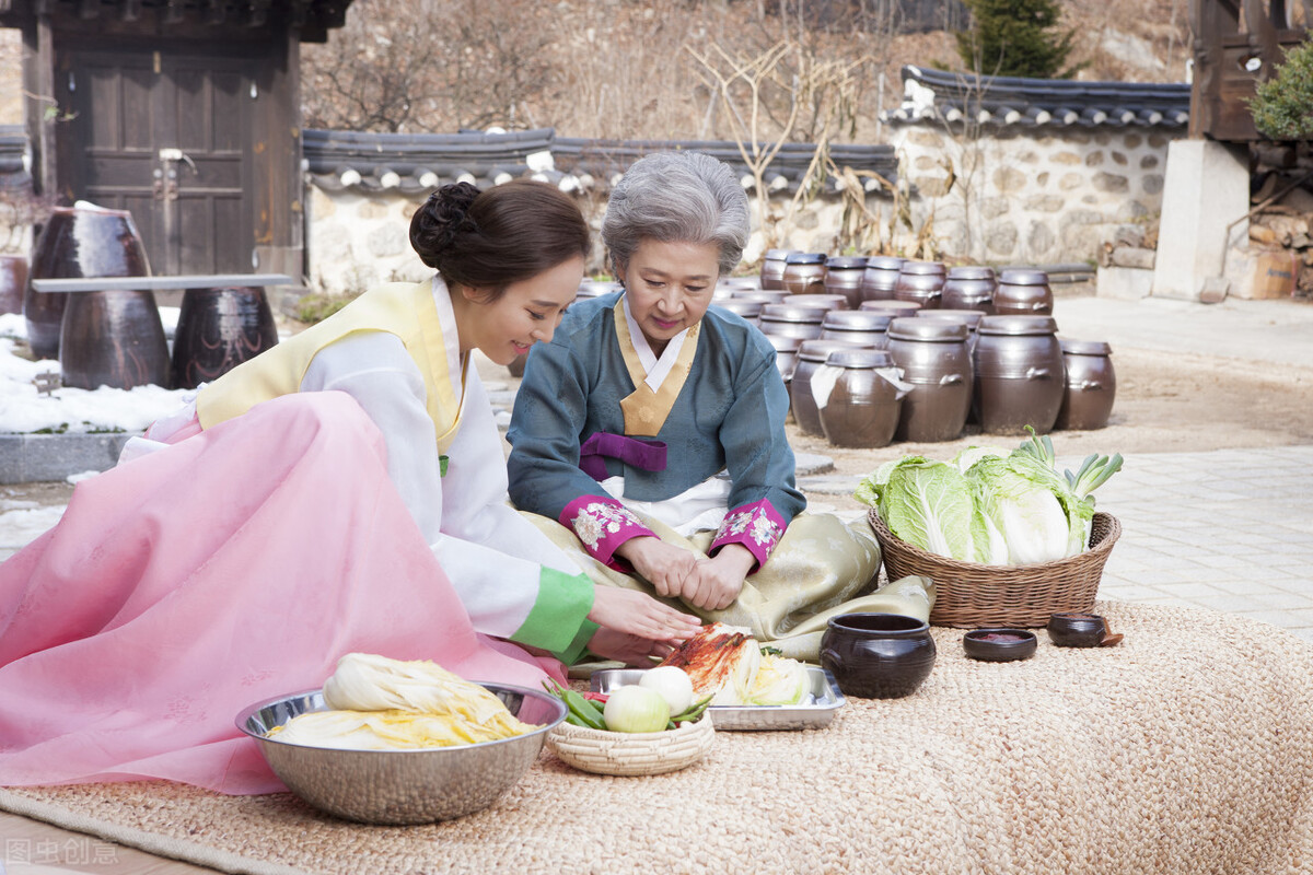 韩国记者采访韩国人对中国的看法,在韩国的中国人怎么看待韩国人