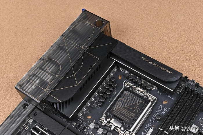 乔思伯d41meshscreen黑色款,机箱乔思伯松果d41mesh黑色版