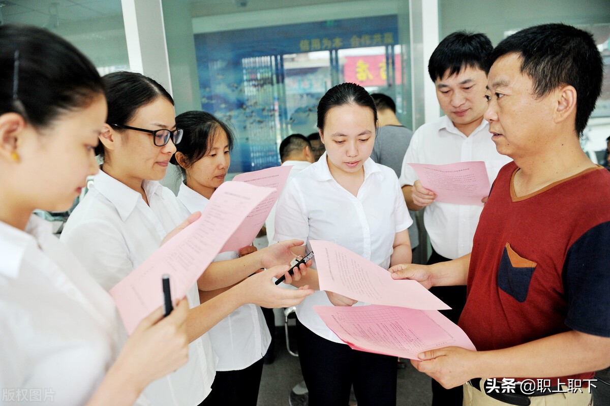 招工后无编人员如何解决编制,同一单位编外人员入编难不难