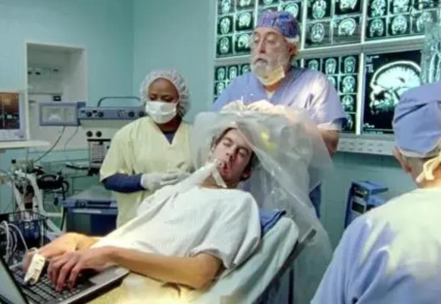 幽灵残疾男孩,幽灵男孩马丁